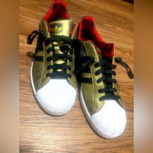 Gold and Red classic adidas box